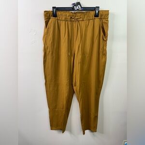 lululemon athletica Women's Drawstring Trousers in Mustard Brown